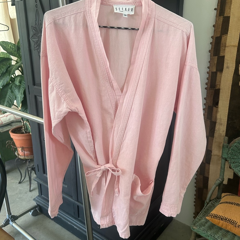 Seeker Women’s Size Medium Pink Wrap Cotton Top Blouse With Pocket